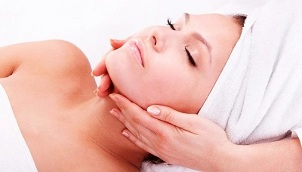 masaje para el rejuvenecimiento de la piel en casa